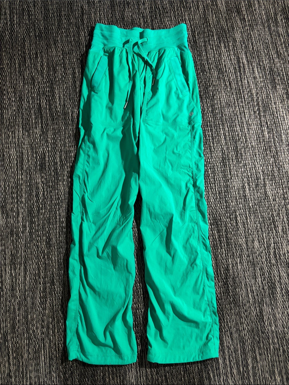 Lululemon Dance Studio Mid-Rise Pant *Full Length Unlined* Kelly Green